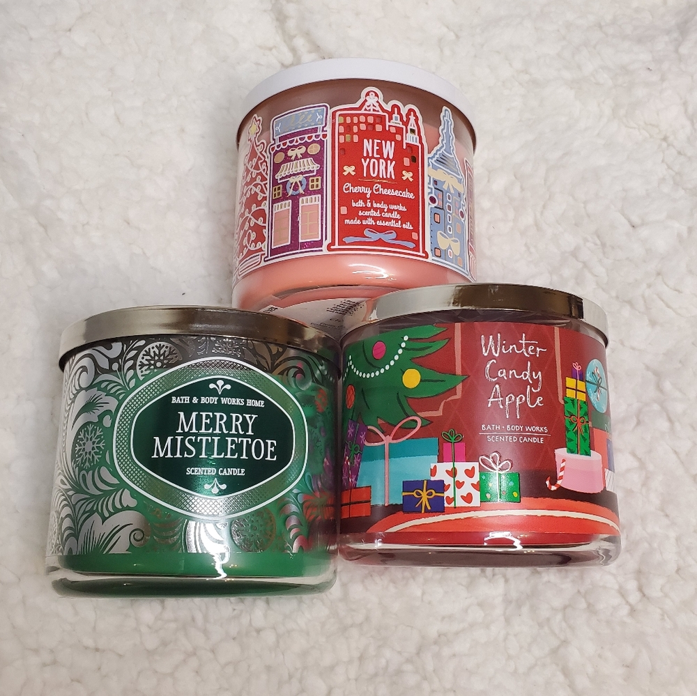 Bath & Body Works 3 Wick Winter Candles - NEW - Picture 1 of 14